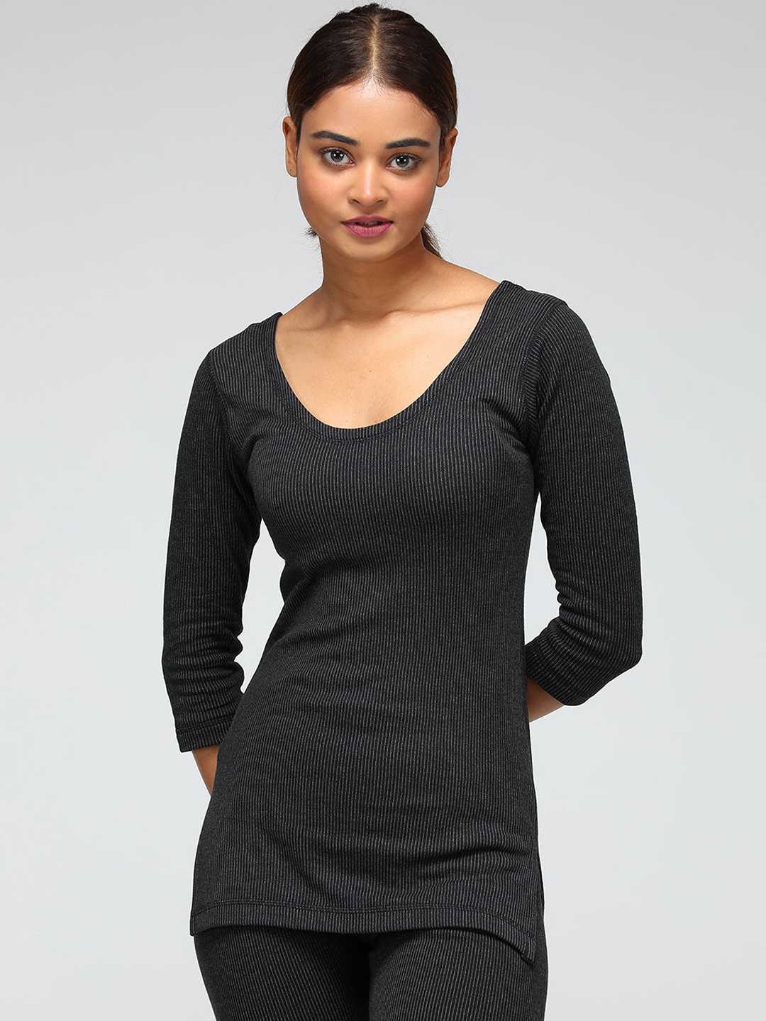 

Sporto Striped Round Neck Thermal set, Black