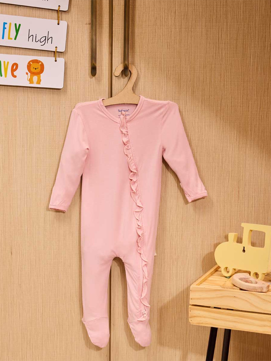 

Softsens Kids Ruffled Round Neck Rompers, Pink