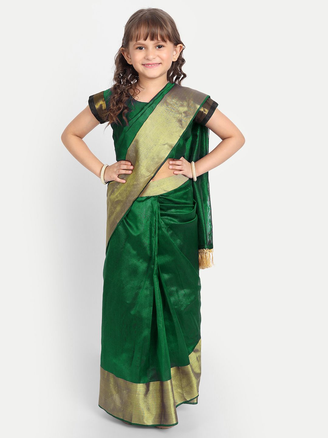 

LOOKS AND LIKES Girls Zari Pure Cotton Ready to Wear Kota Saree, Green