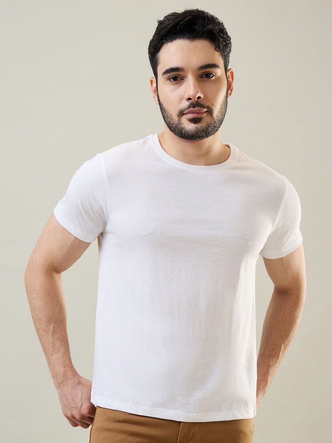 

TIM PARIS Men Solid Round Neck Cotton T-shirt, White