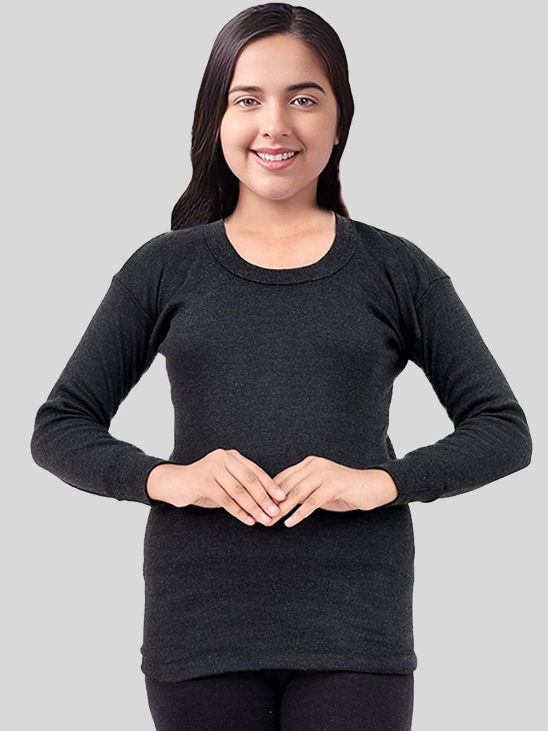 

SPORTO Girls Round Neck Full Sleeve Thermal Set, Black