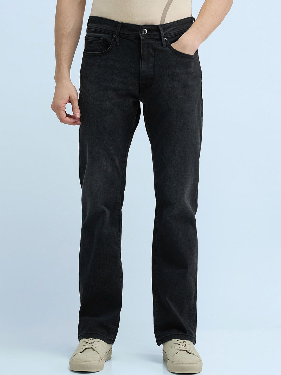 

Flying Machine Men Straight Fit Stretchable Jeans, Black