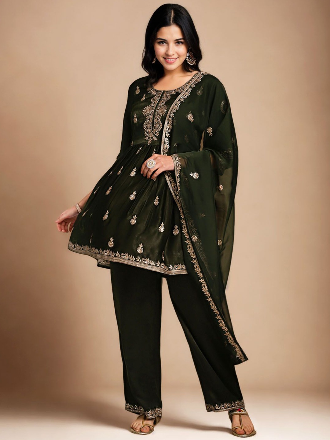 

Anouk Olive Green Ethnic Motifs Embroidered Velvet Anarkali Kurta & Palazzos & Dupatta