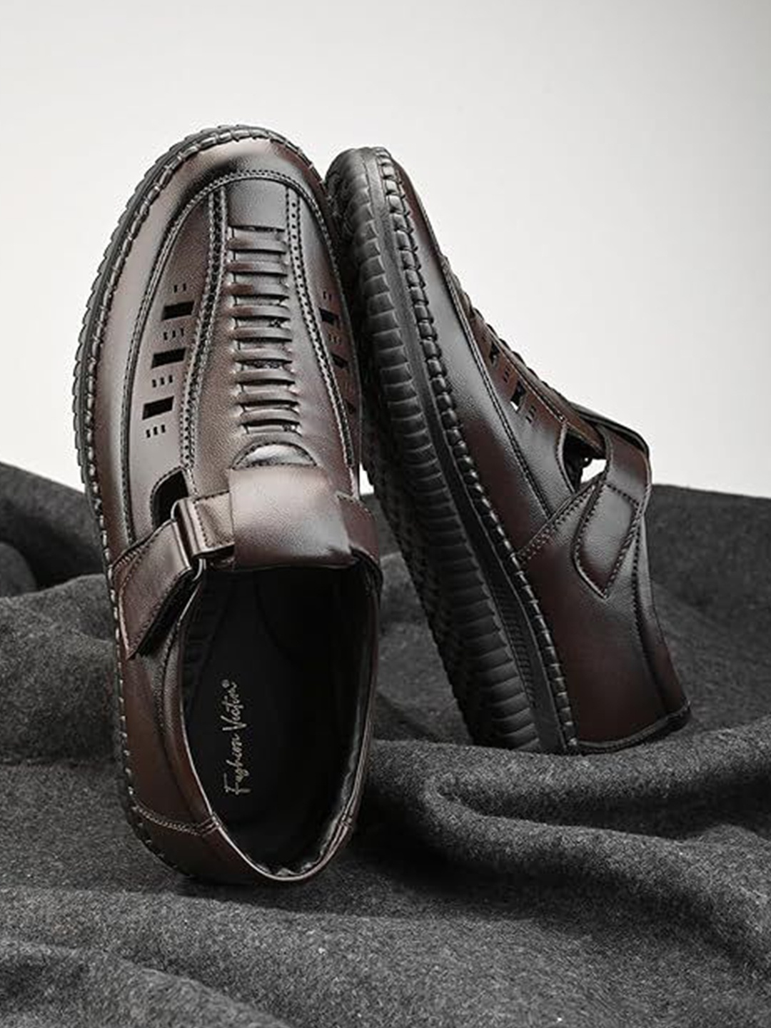 

Provogue Men Shoe-Style Sandals, Brown