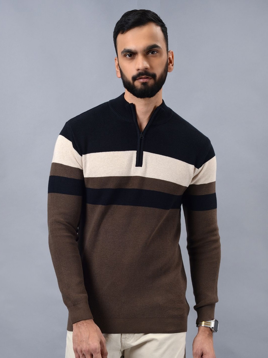 

JADE BLUE Men Colourblocked Pure Cotton Sweatshirt, Brown