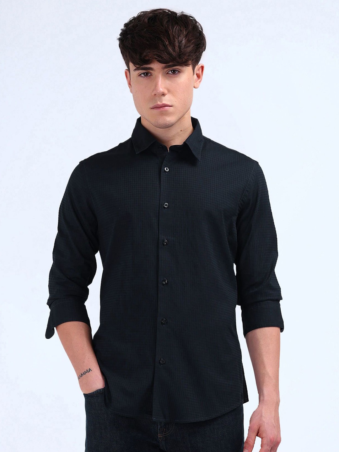 

Flying Machine Men Spread Collar Micro Checked Cotton Casual Shirt, Navy blue