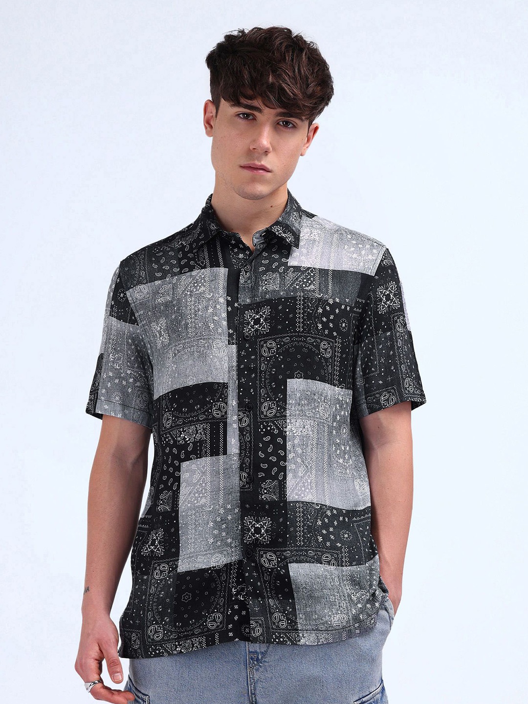 

Flying Machine Men Spread Collar Ethnic Motifs Printed Cotton Casual Shirt, Black