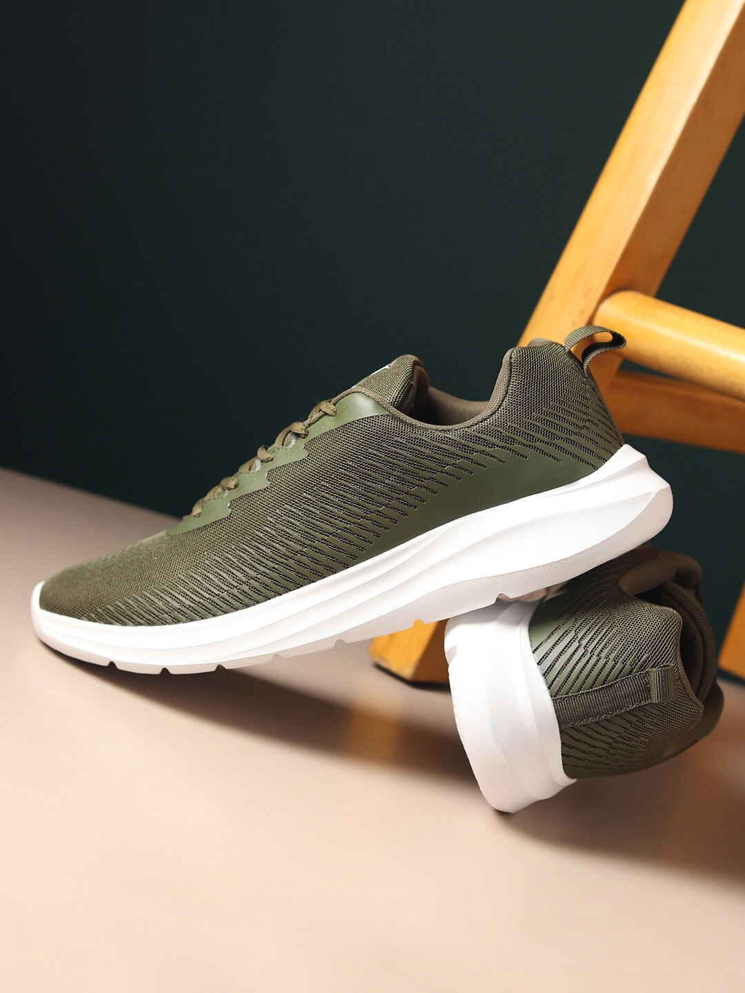 

YOHO Pine Men BigSize Comfortable Sneaker, Olive