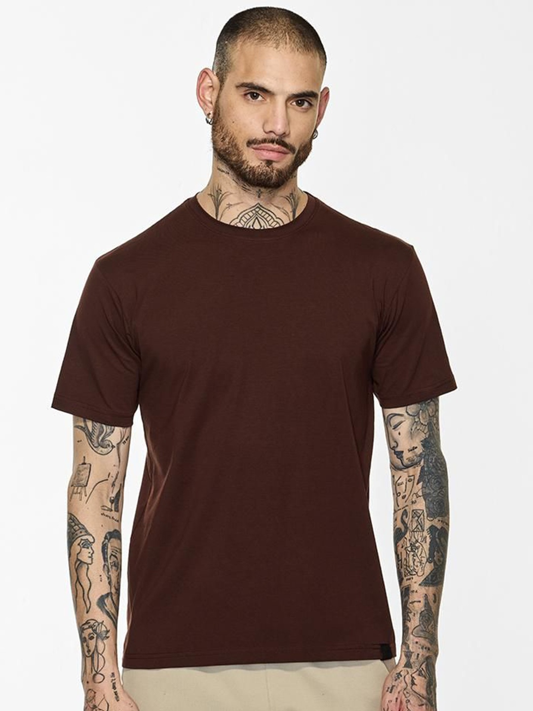 

Snitch Men Solid Round Neck Cotton T-shirt, Brown