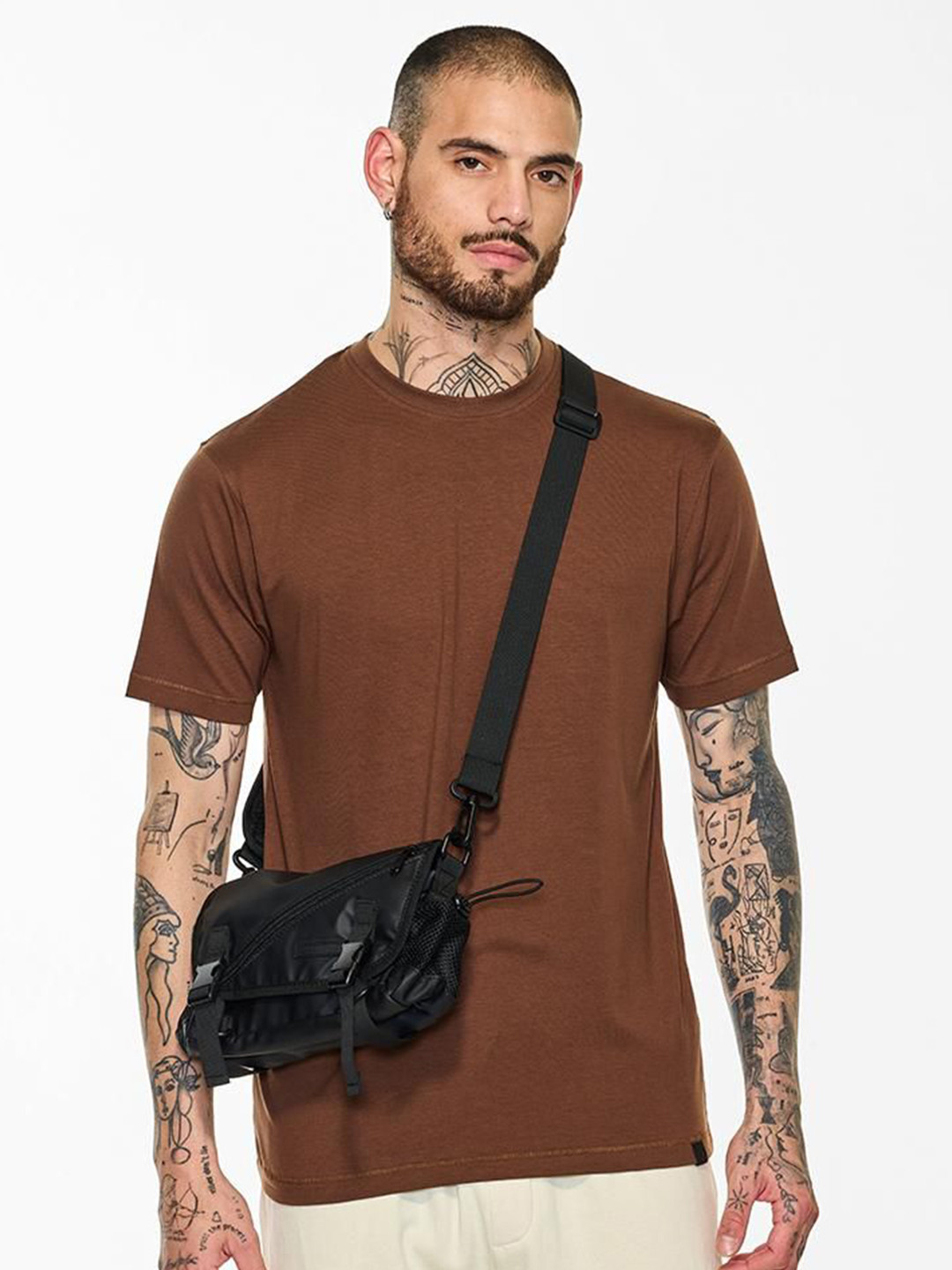 

Snitch Men Solid Round Neck Cotton T-shirt, Brown