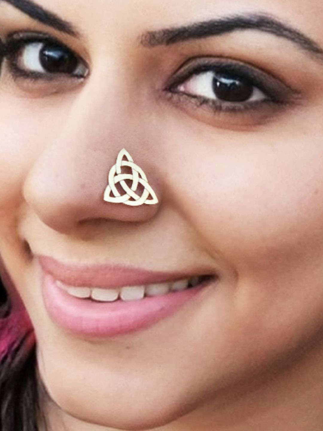 

Sangria Mystic Circle Stud Nosepin, Gold