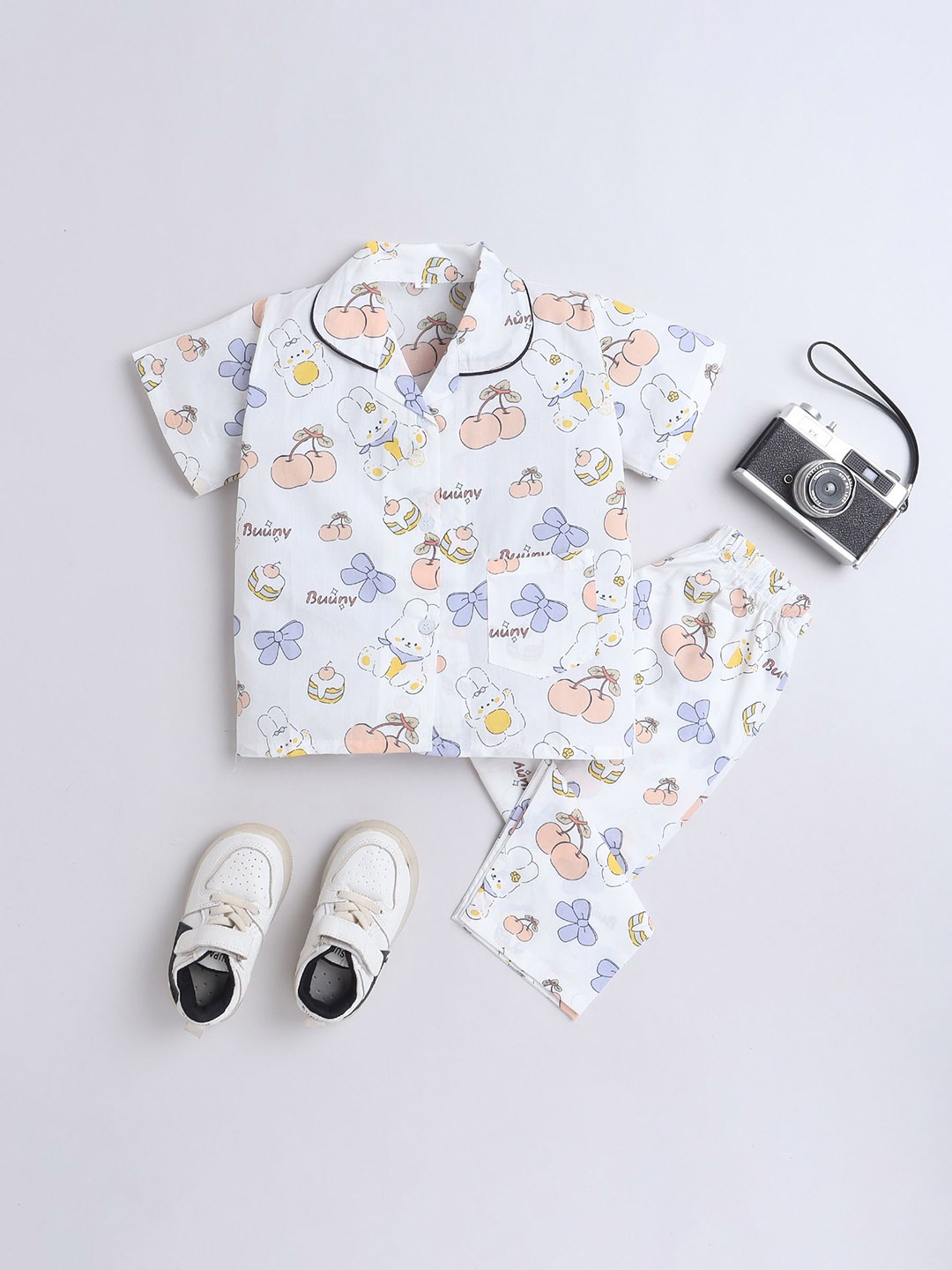 

The Magic Wand Boys Graphic Printed Pure Cotton Night suit, Peach