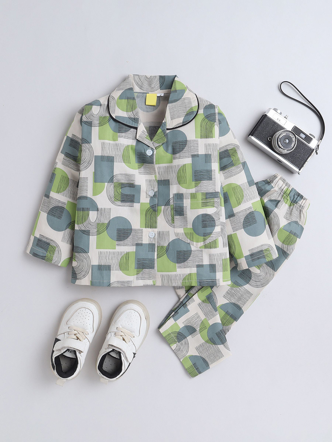 

The Magic Wand Boys Geometric Printed Pure Cotton Night suit, Green