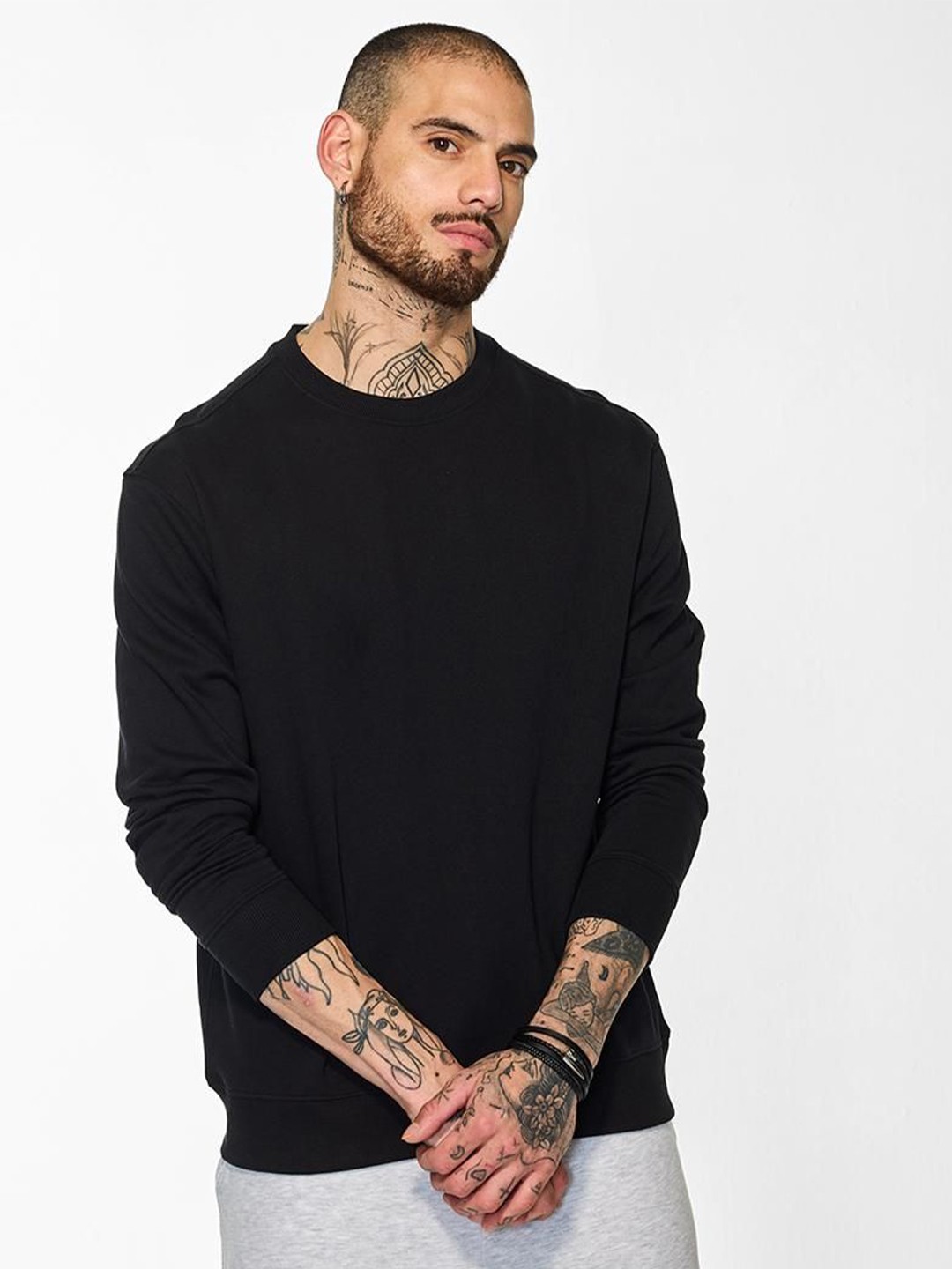 

Snitch Men Cotton Round Neck Long Sleeves Pullover, Black