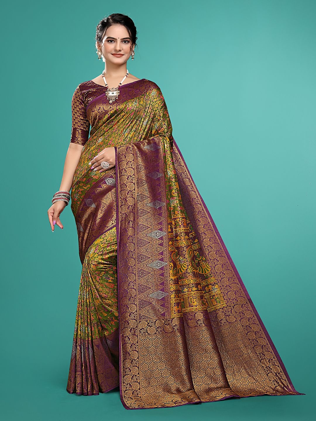 

Aagiri Women Woven Design Zari Pure Silk Banarasi Saree, Green