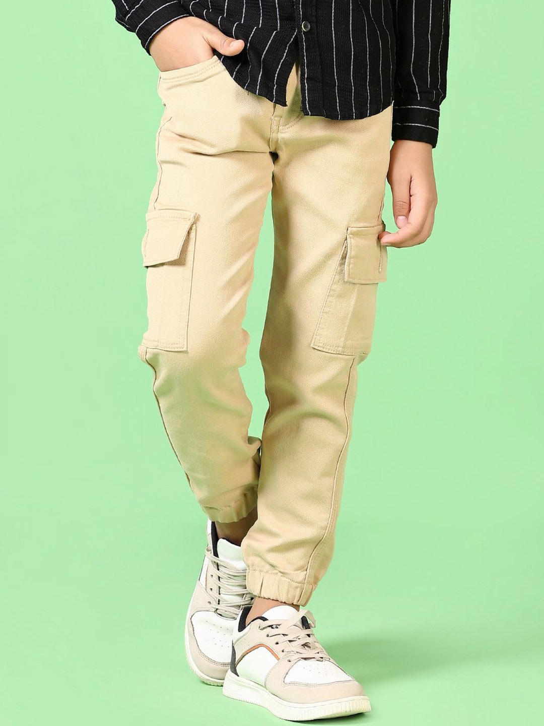

V-Mart Boys Stretchable Mid Rise Jeans, Beige