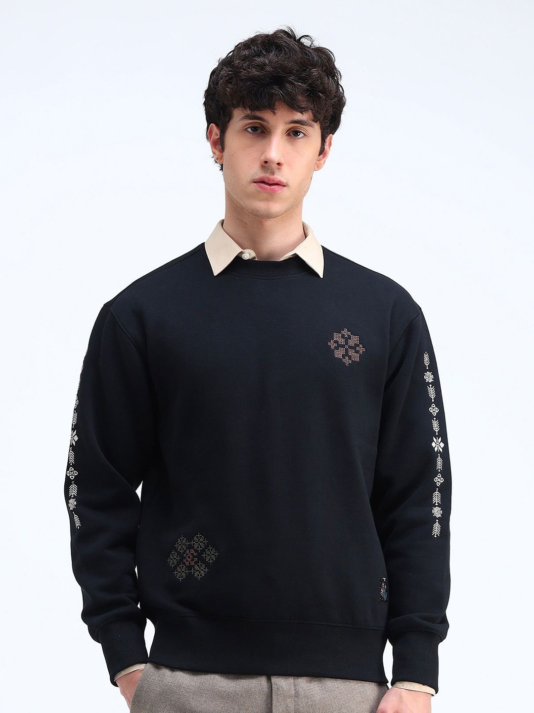 

Flying Machine Men Printed Round Neck Sweatshirt, Black