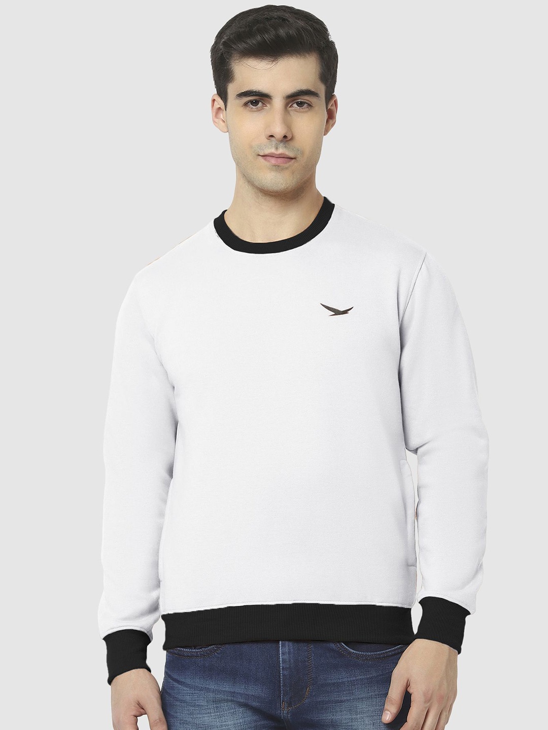 

HiFlyers Men Colourblocked Round Neck Sweatshirt, White