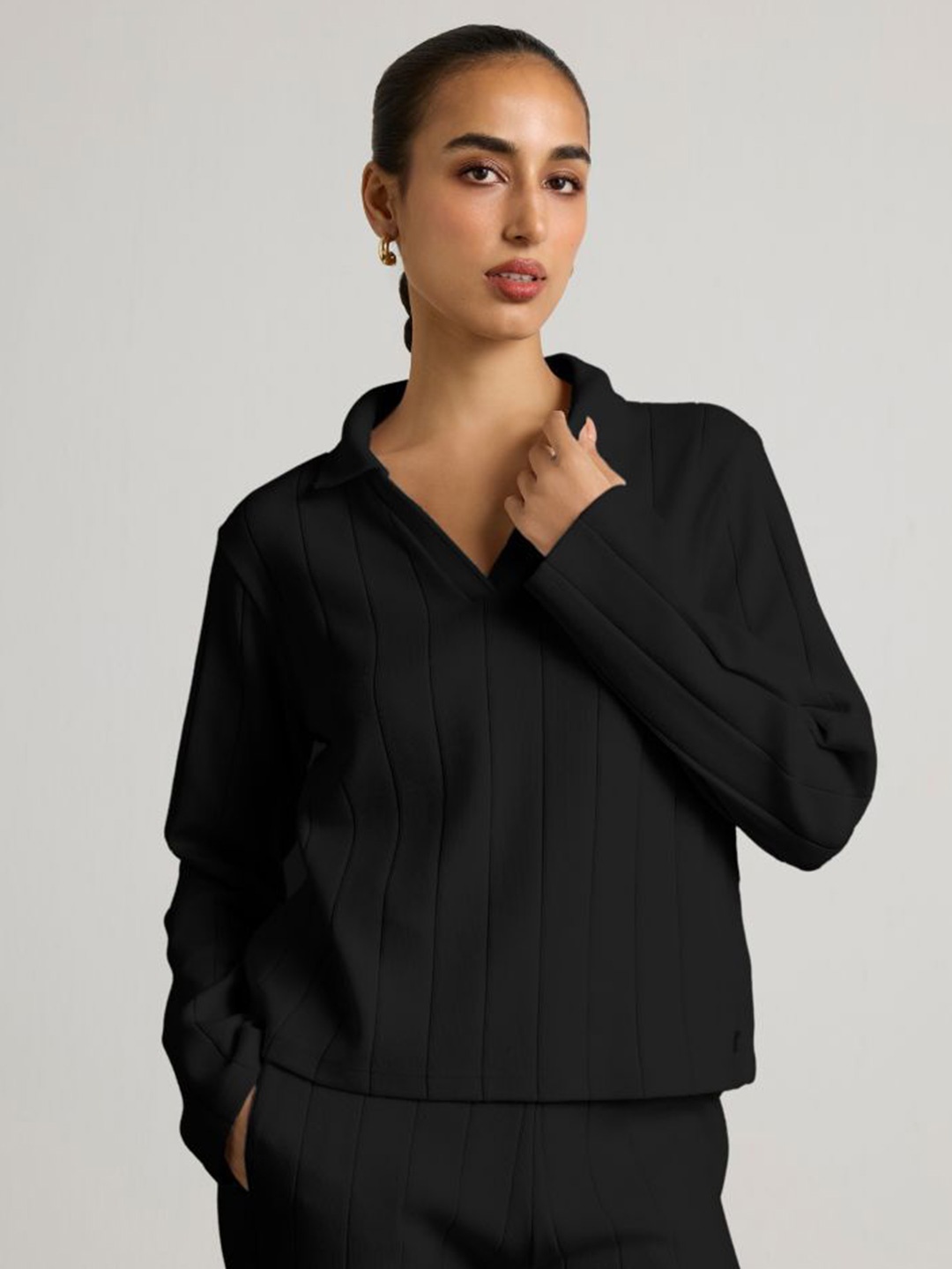 

Muvazo Shirt Collar Regular Top, Black