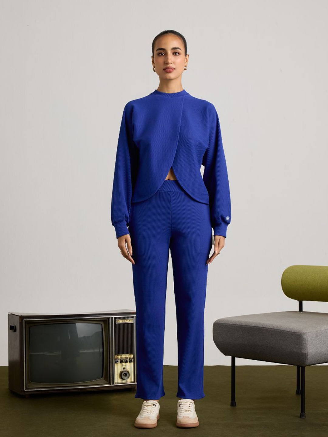 

Muvazo Round Neck Cotton Wrap Top, Blue