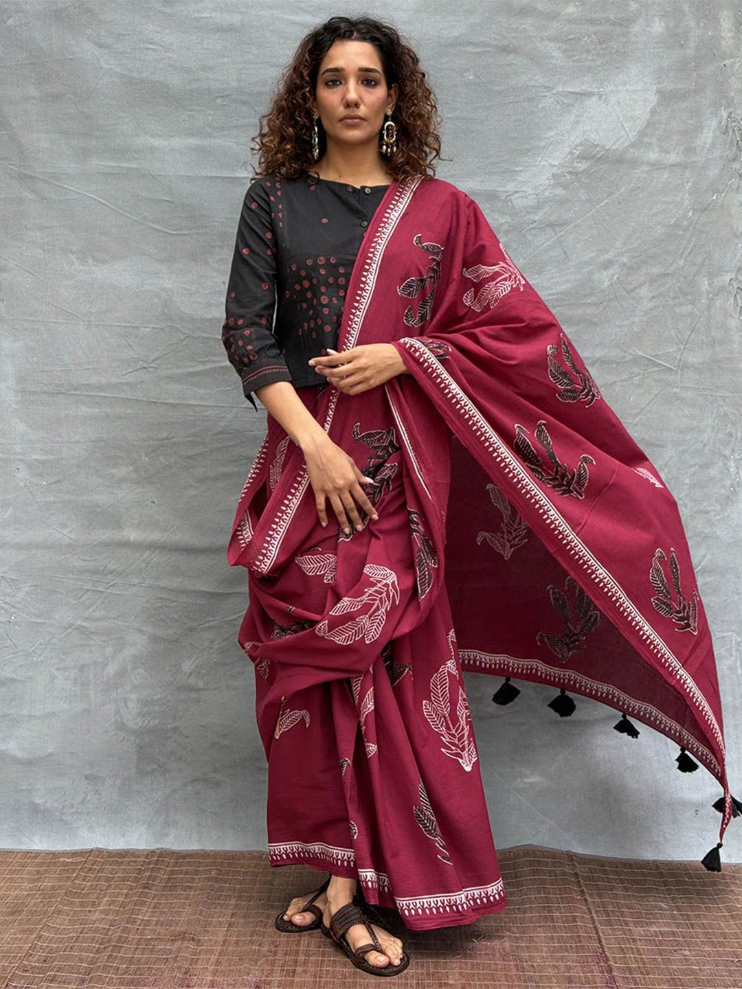 

Chidiyaa Soil Breeze Blockprinted Cotton Saree, Maroon