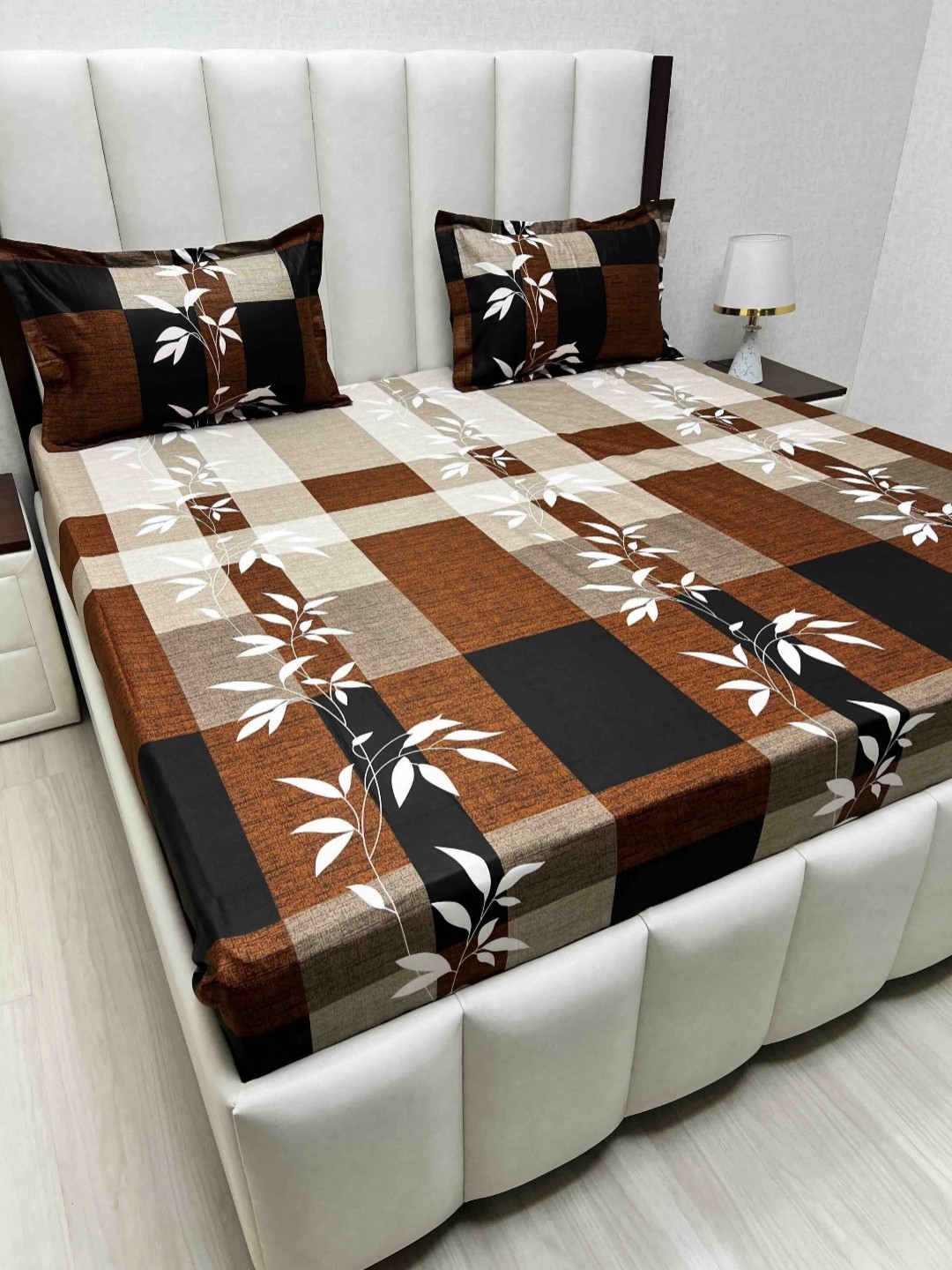 

Pure Decor Velar Sib Black Floral Printed Cotton 380 TC King Bedsheet Set 2.74 x 2.74 m, Brown