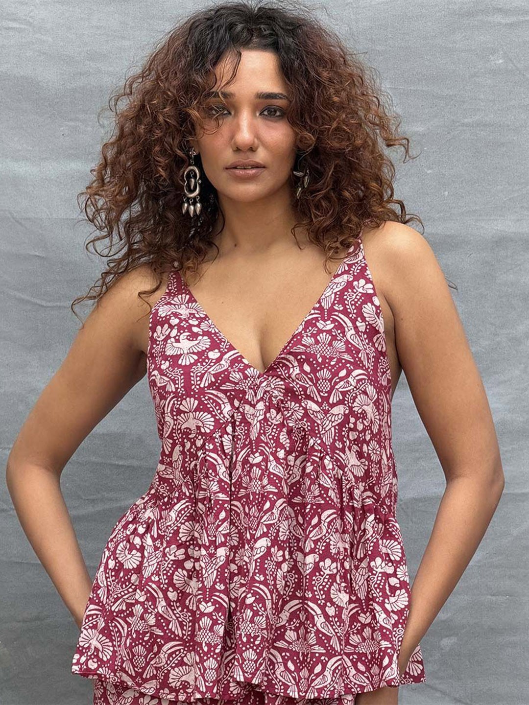 

Chidiyaa Soil Tracing Wildwood Blockprinted Cotton Top, Maroon