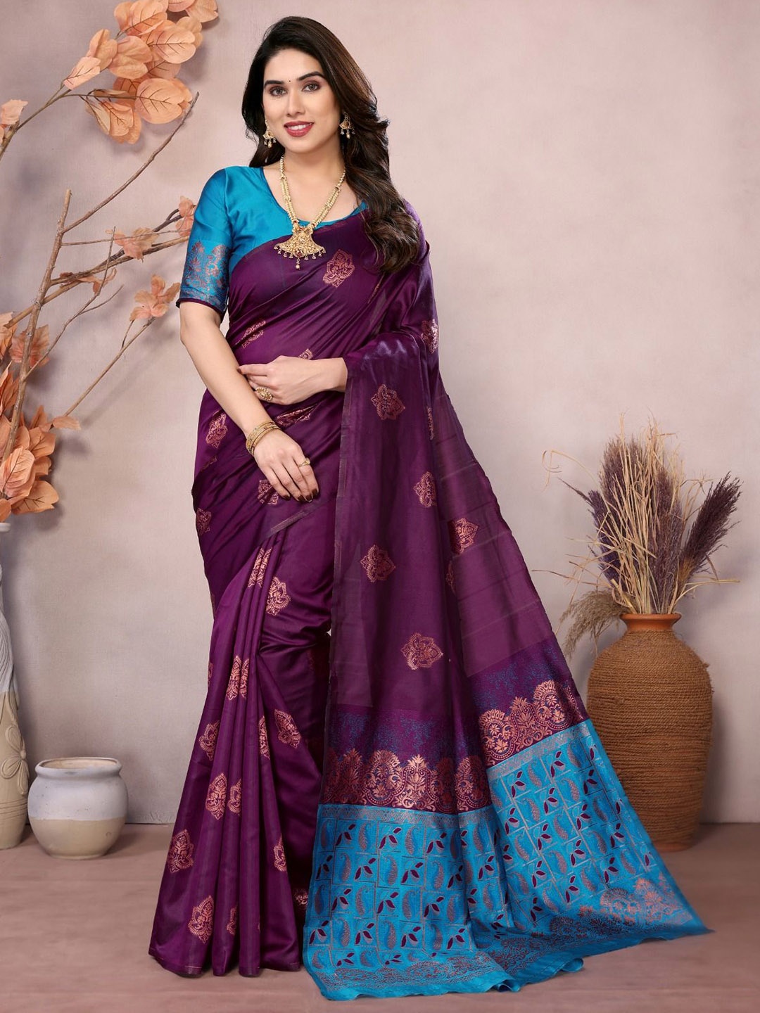 

DIKONA DESIGNER Woven Design Zari Pure Silk Kanjeevaram Saree, Burgundy