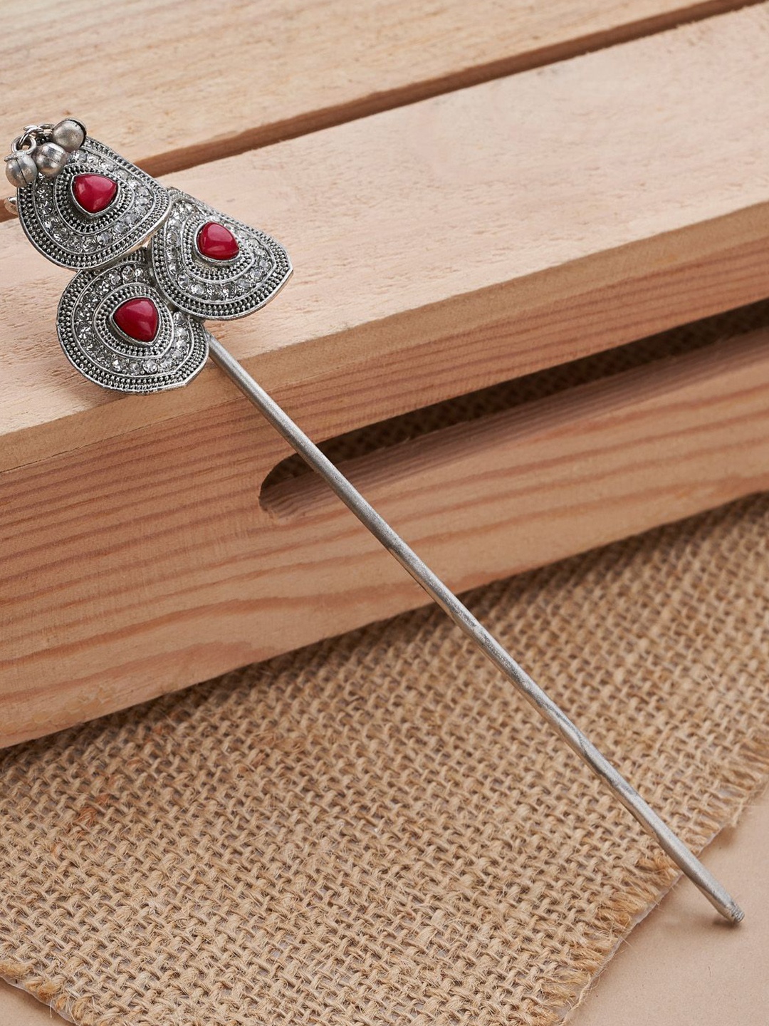 

TEEJH Women Soma Silver Mehroon Hairpin