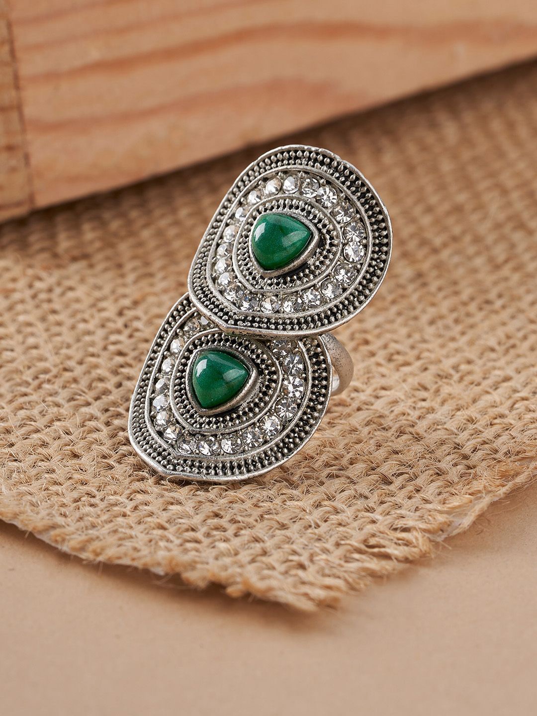 

TEEJH Takshila Silver Women Green Silver-Plated Gemstone Studded Ring