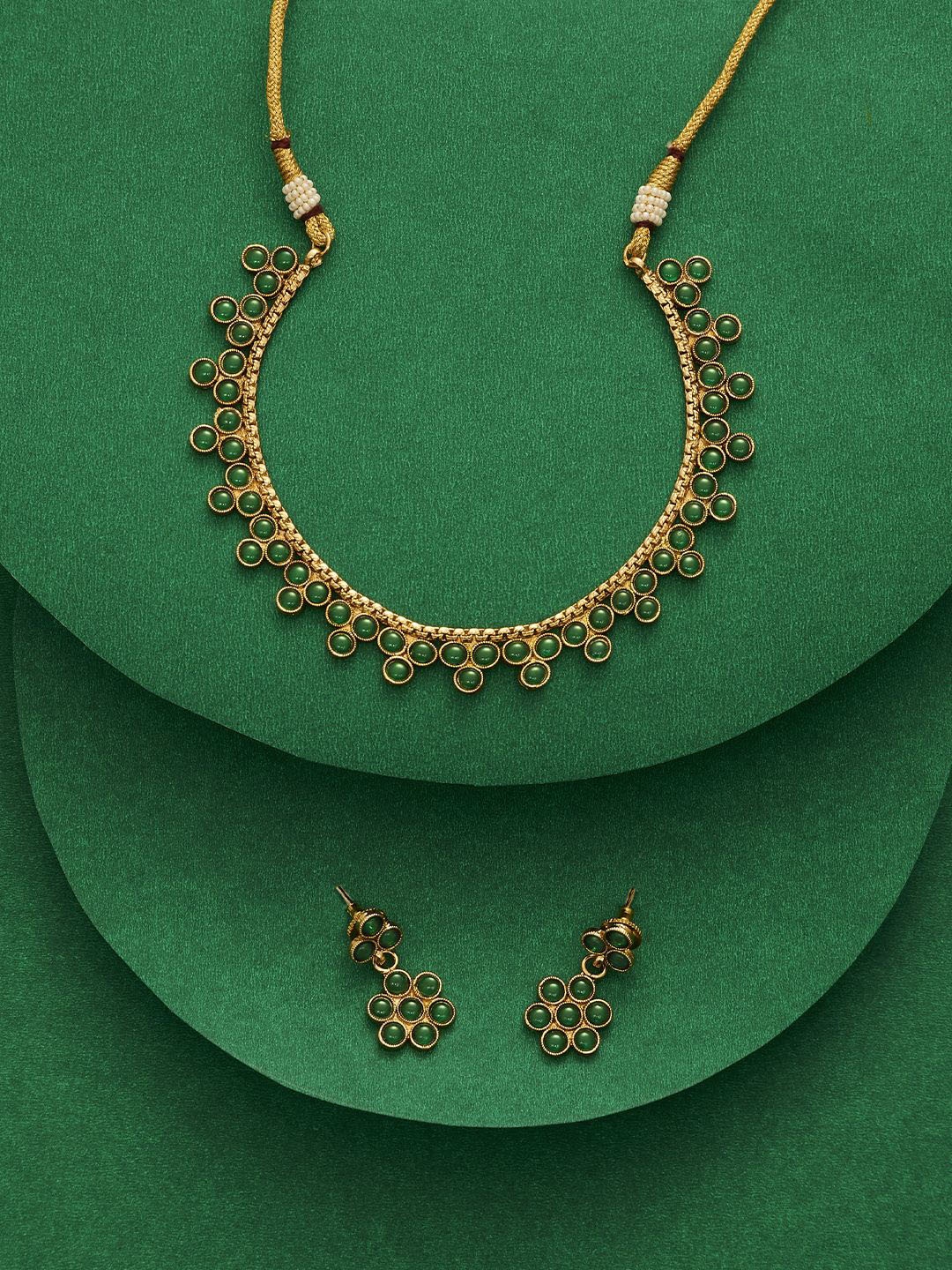 

TEEJH Women Gold-Plated Stone Studded Jewellery Set