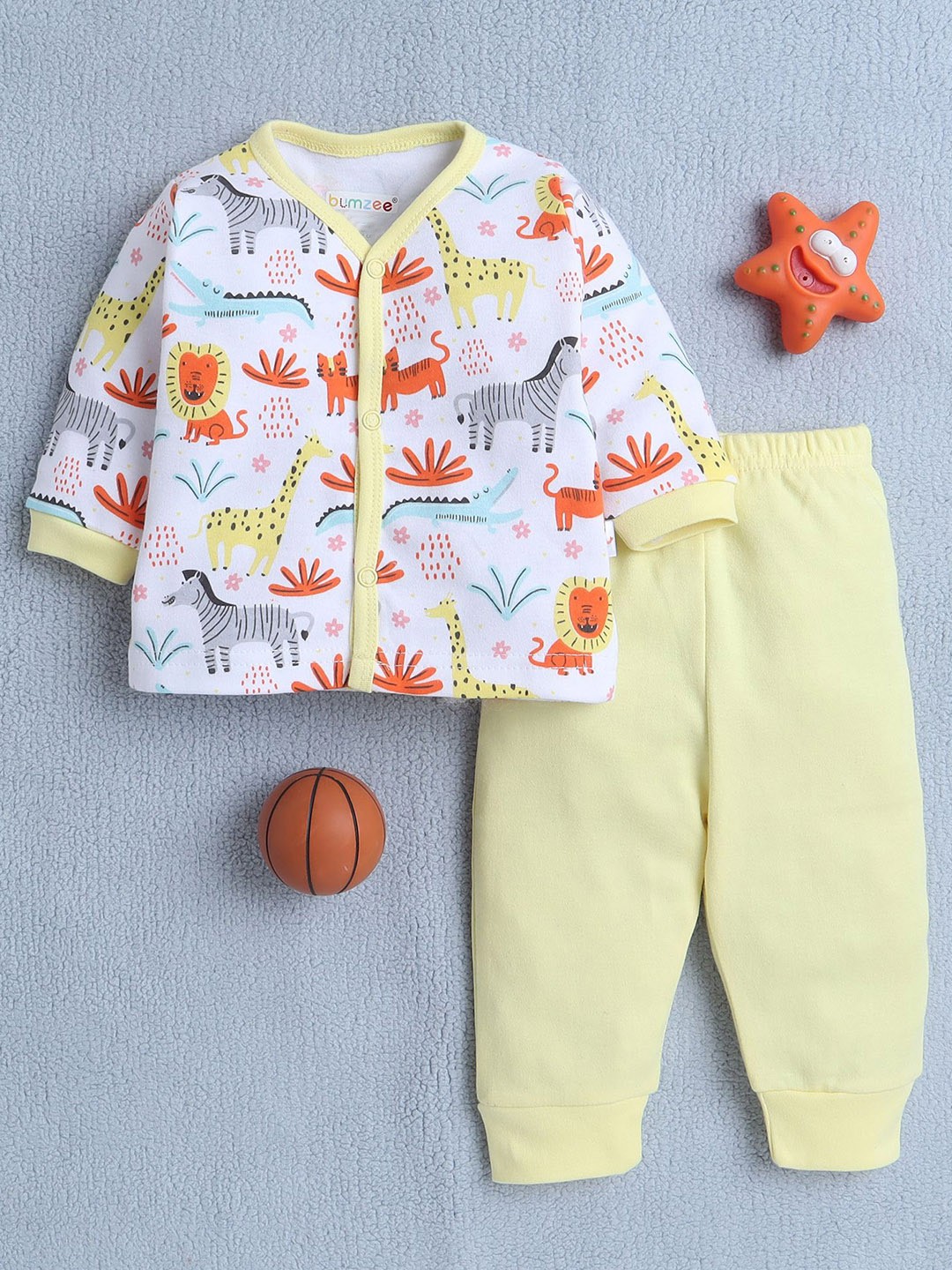 

BUMZEE Boys Printed Night suit, Yellow