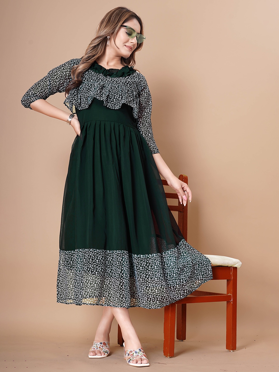 Bhanderi Fashion Floral Print Georgette Fit & Flare Midi Dress, Green