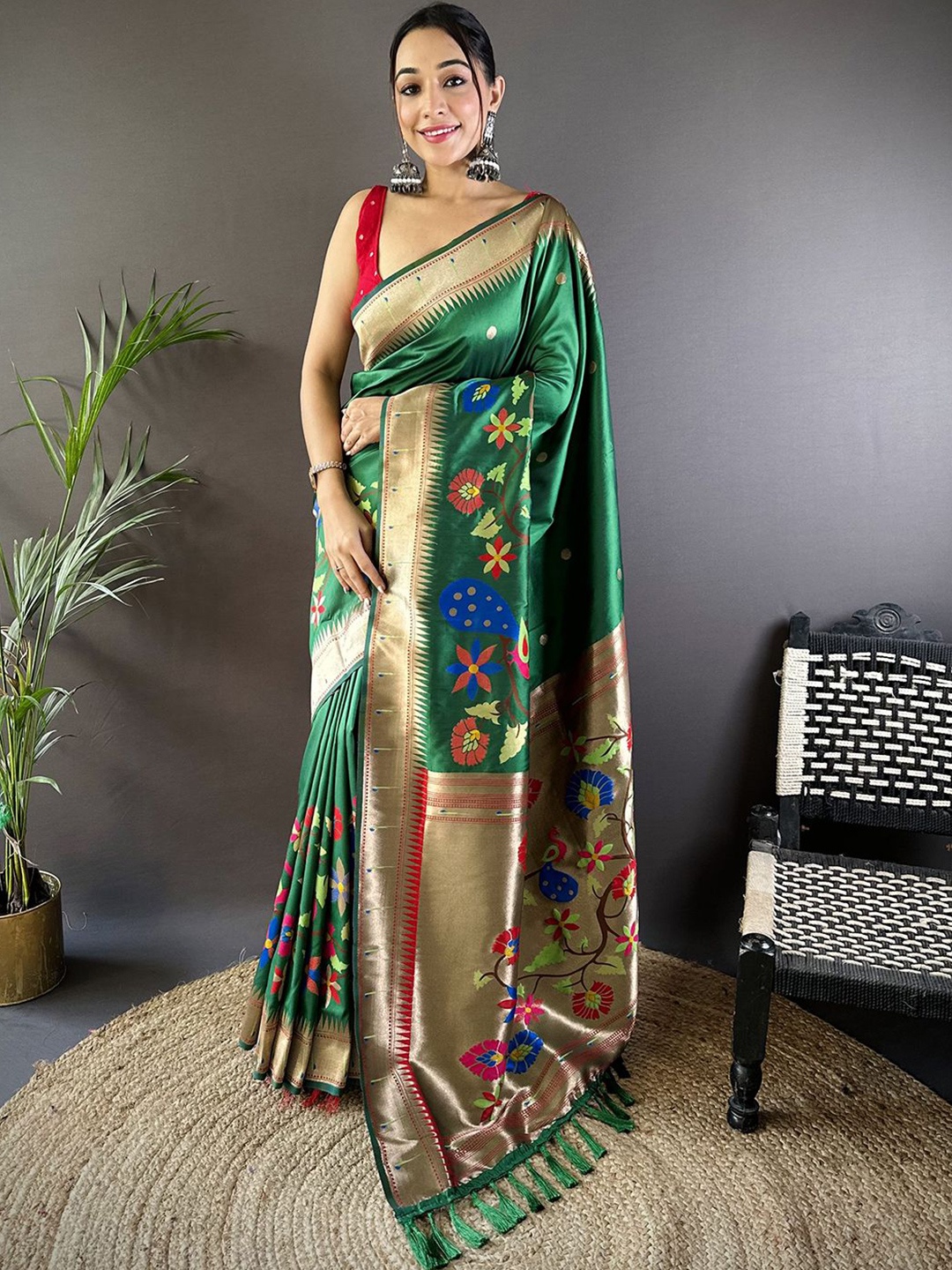 

Panzora Ethnic Motifs Zari Paithani Saree, Green