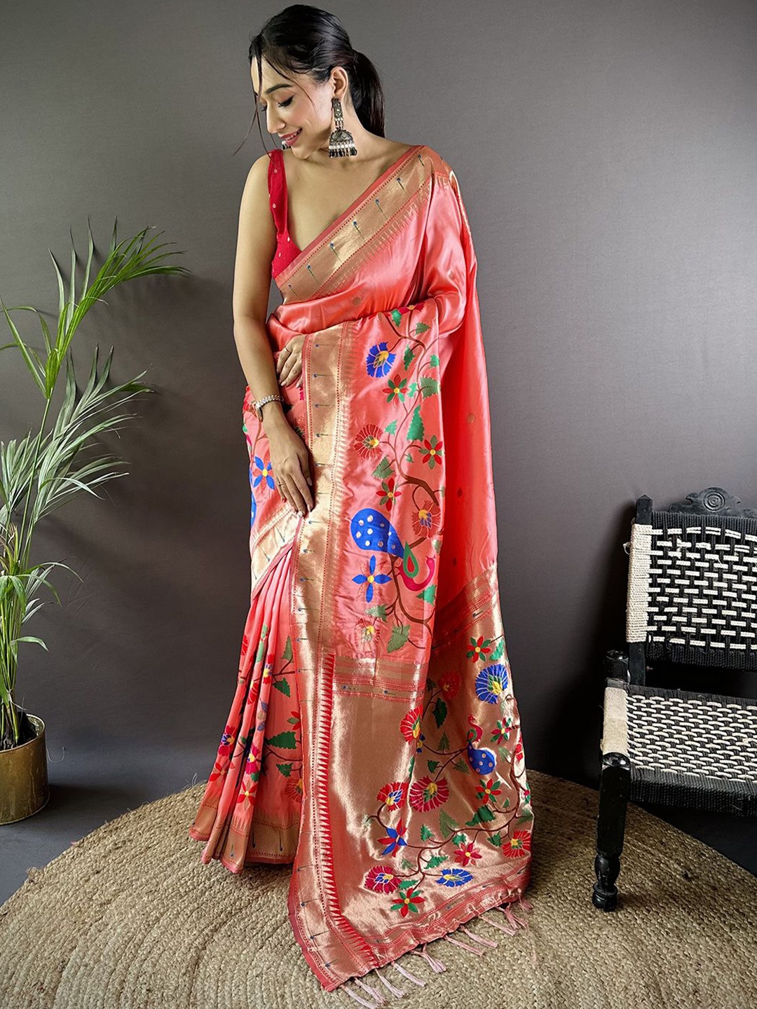 

Panzora Woven Design Zari Paithani Saree, Peach