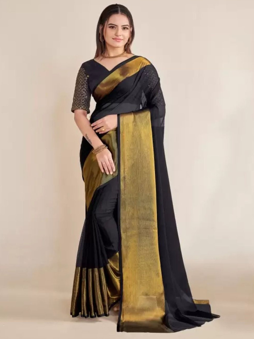 

VRAGI Pure Chiffon Maheshwari Saree, Black