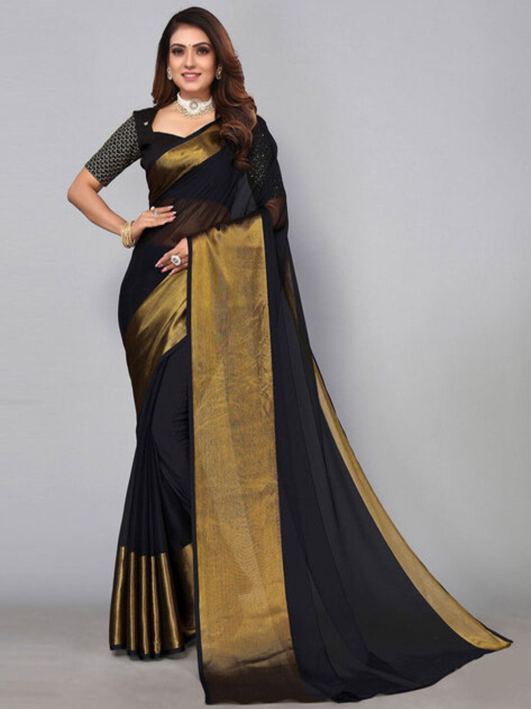 

VRAGI Embellished Zari Pure Chiffon Maheshwari Saree, Black