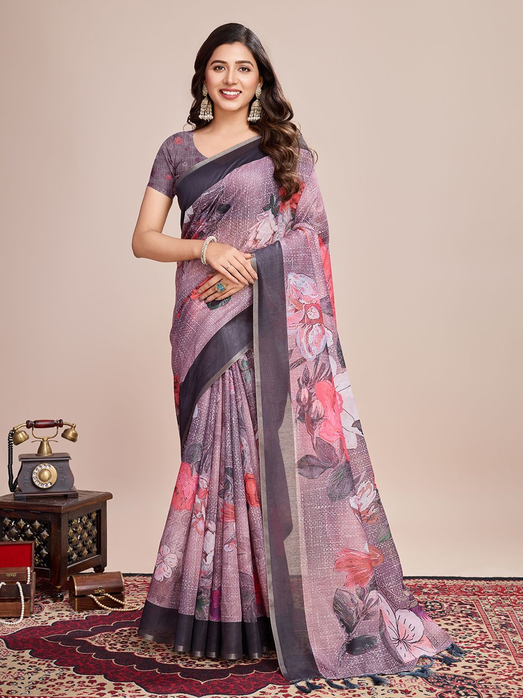 

Panzora Floral Printed Saree With Blouse Piece, Purple