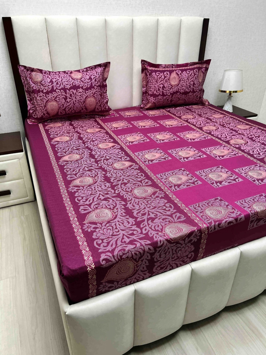 

Pure Decor Velar Sib Purple Printed Pure Cotton 260 TC King Bedsheet Set 2.74 x 2.74 m