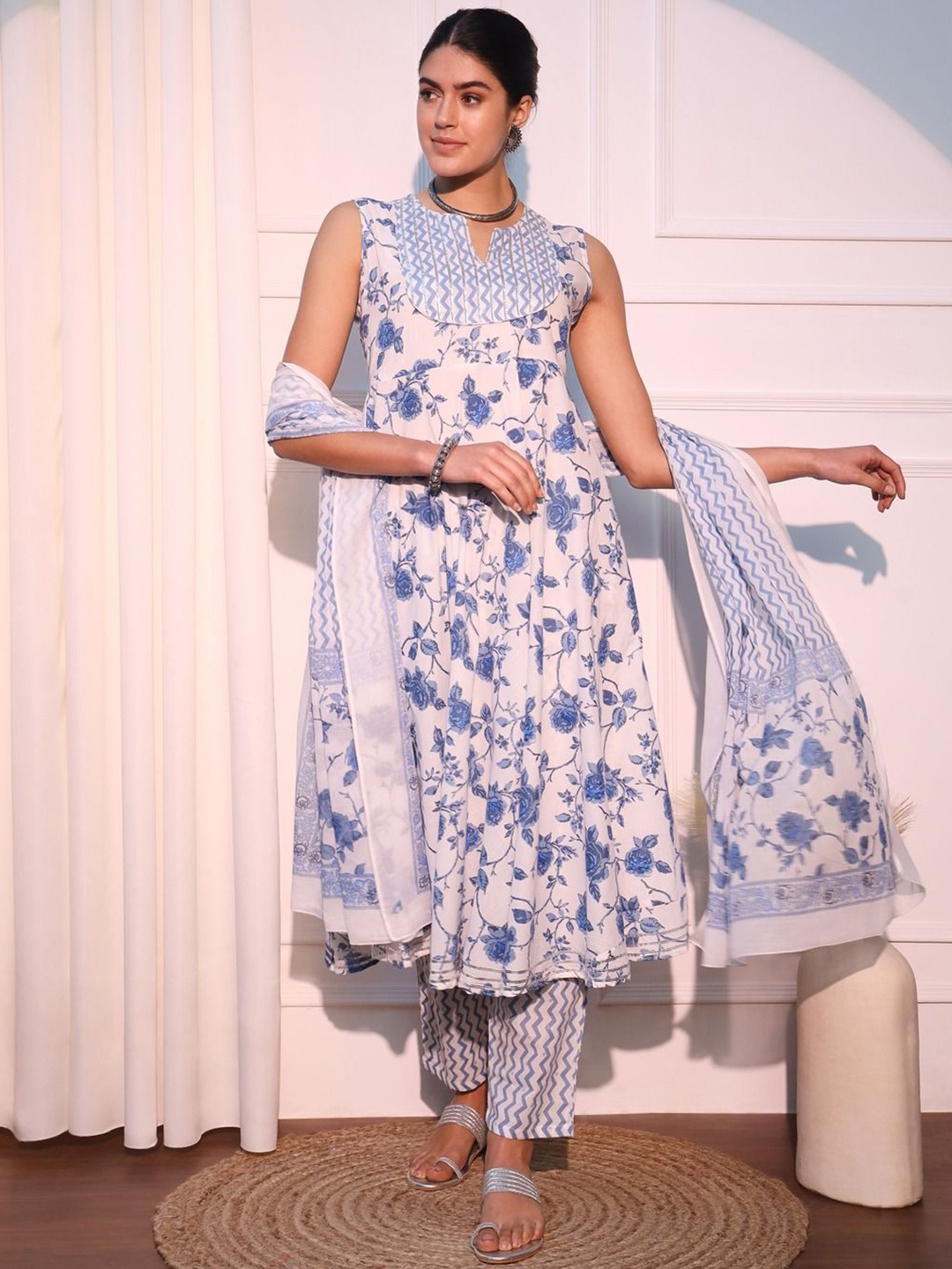 

Jaitpuriya Floral Printed Notch-Neck Pure Cotton Anarkali Kurta With Trousers & Dupatta, Blue