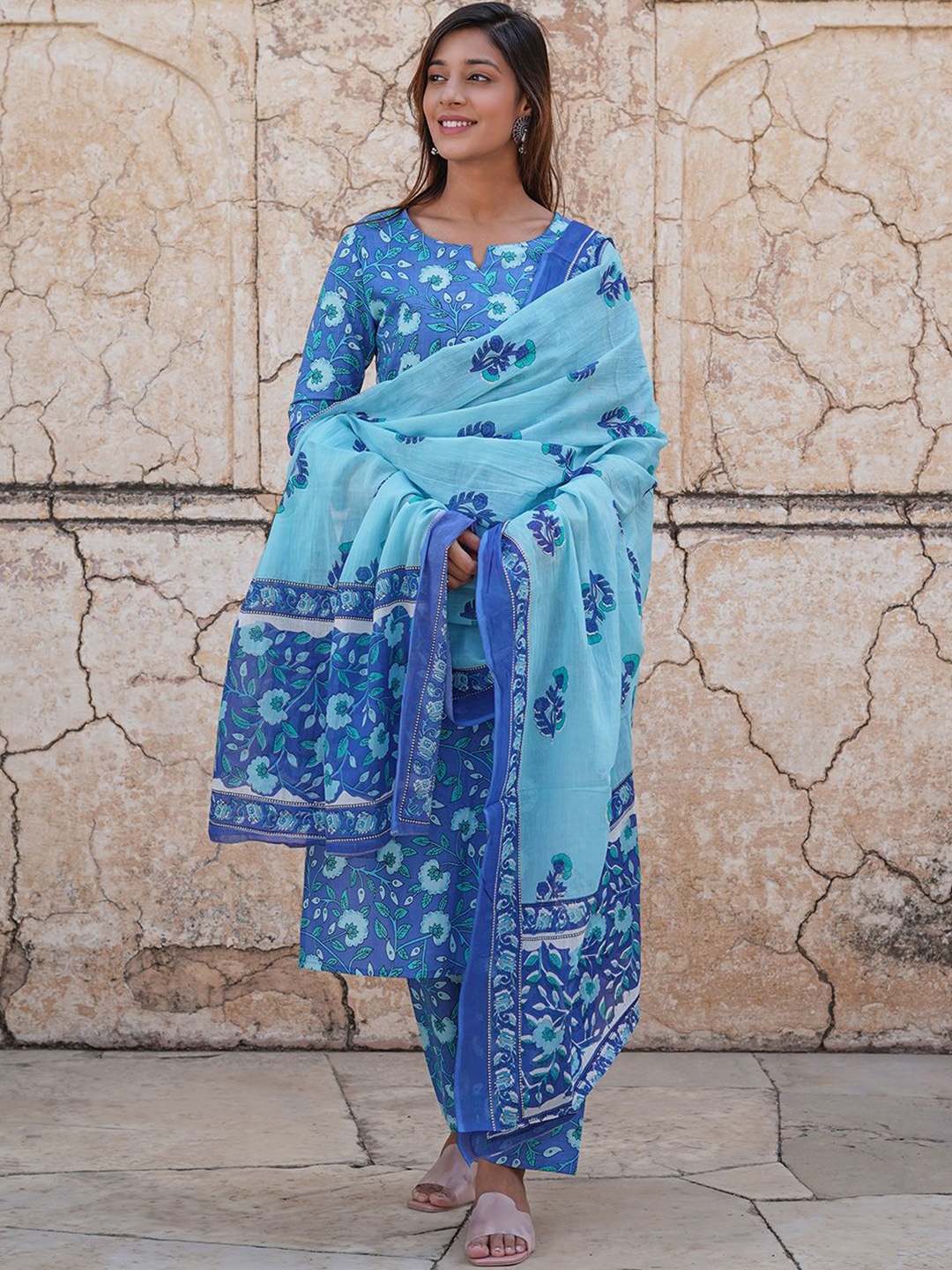 

Jaitpuriya Floral Printed Notch-Neck Pure Cotton Straight Kurta With Trousers And Dupatta, Blue