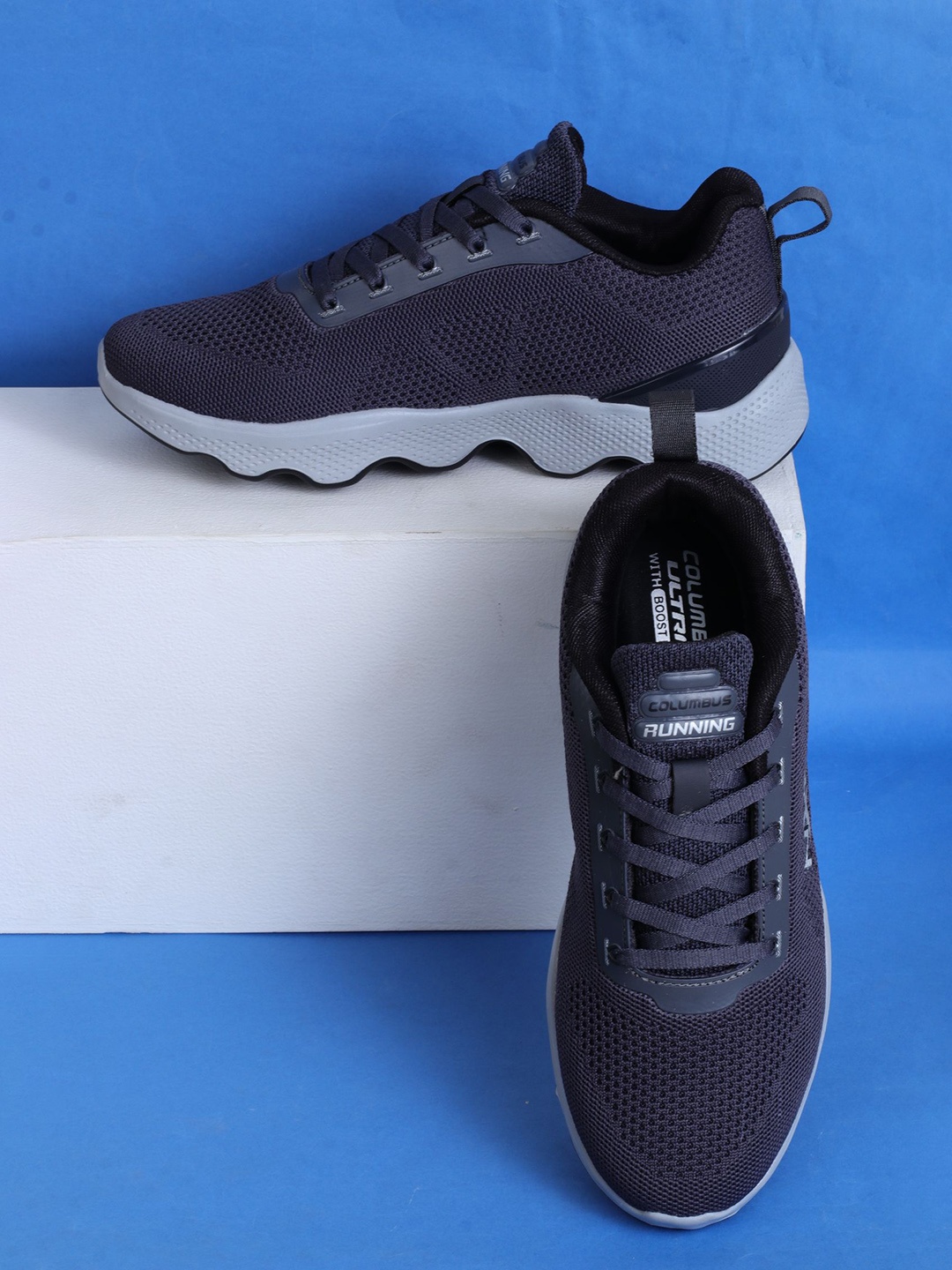 

Columbus Men Lace-Ups Round Toe Sneakers, Grey