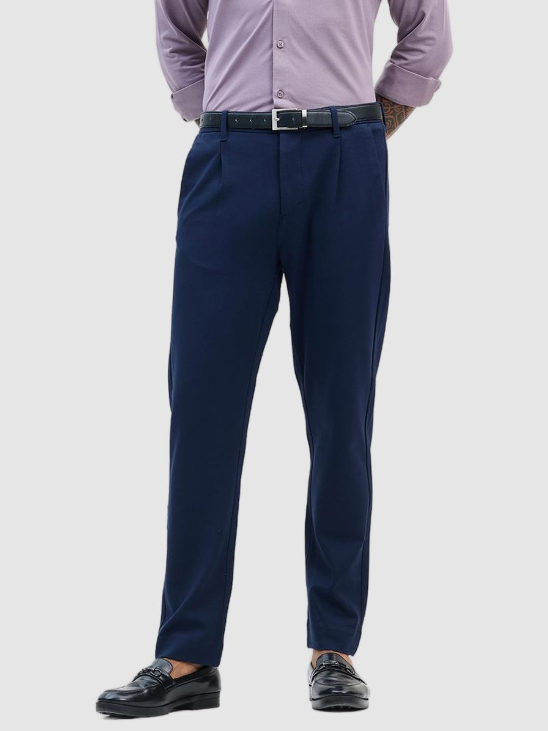 

Snitch Men Navy Plain Slim Fit Trousers, Navy blue