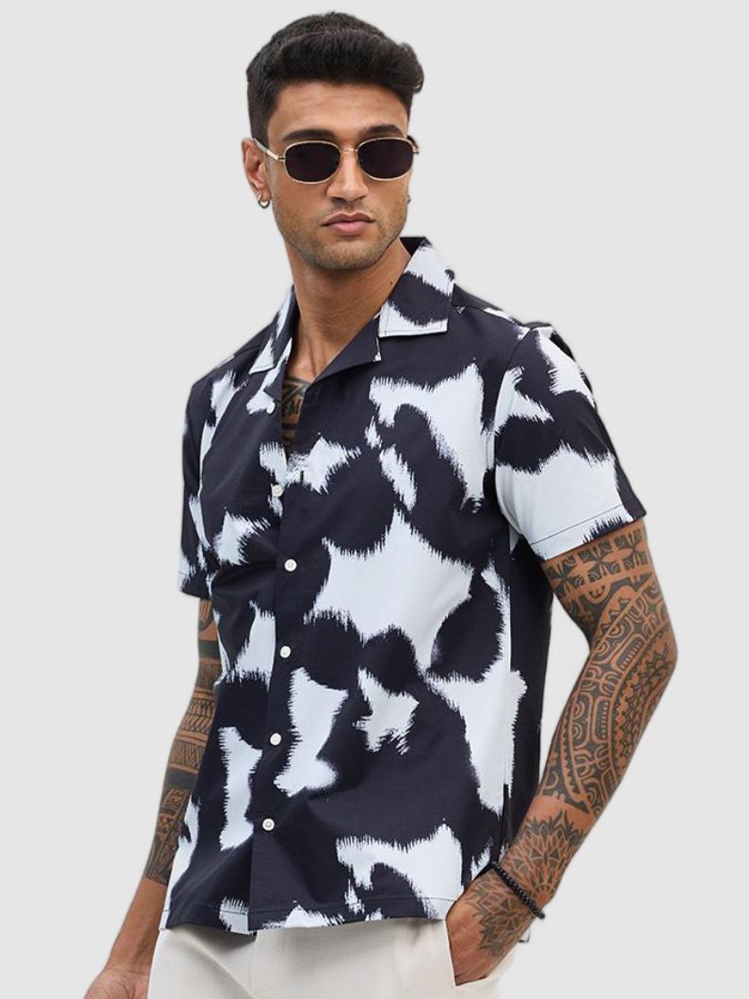 

Snitch Men Relaxed Boxy Fit Cuban Collar Abstract Printed Casual Shirt, Navy blue