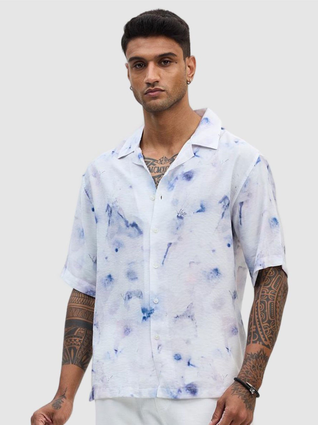 

Snitch Men Relaxed Boxy Fit Cuban Collar Abstract Printed Casual Shirt, White