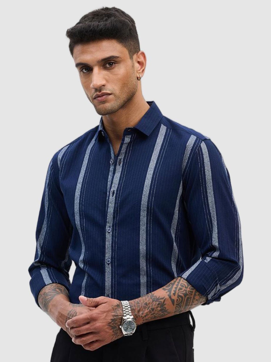 

Snitch Men Smart Slim Fit Spread Collar Vertical Striped Cotton Formal Shirt, Navy blue