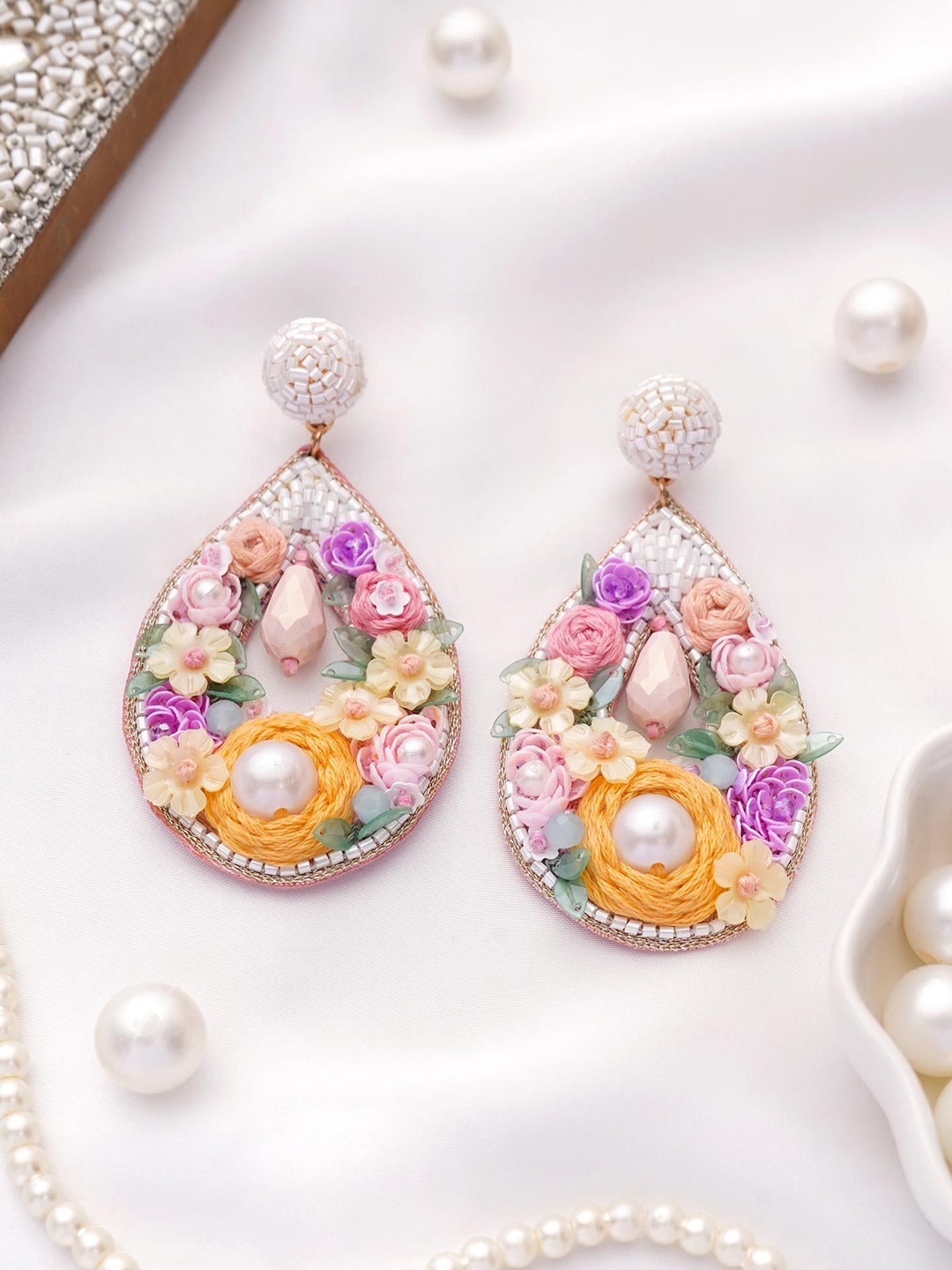 

EVERSTYLISH Sanjoya Sequins, Cutdana & Resham Embroidered Earrings, White