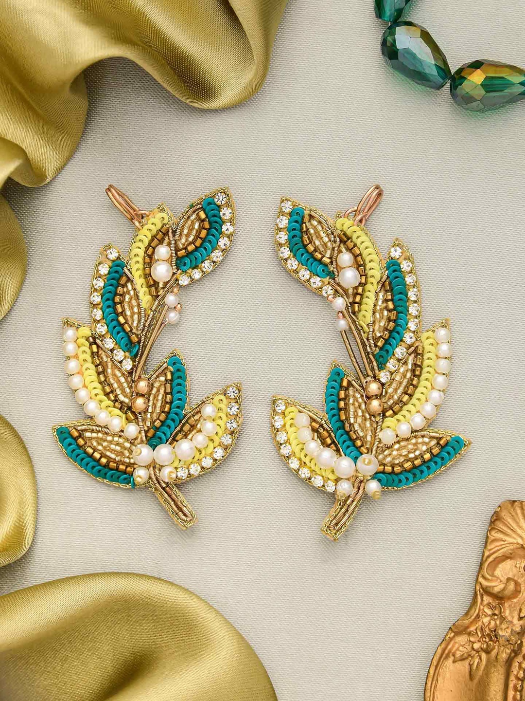 

EVERSTYLISH Sanjoya Beads, Sequins & Cutdana Embroidered Earrings, White