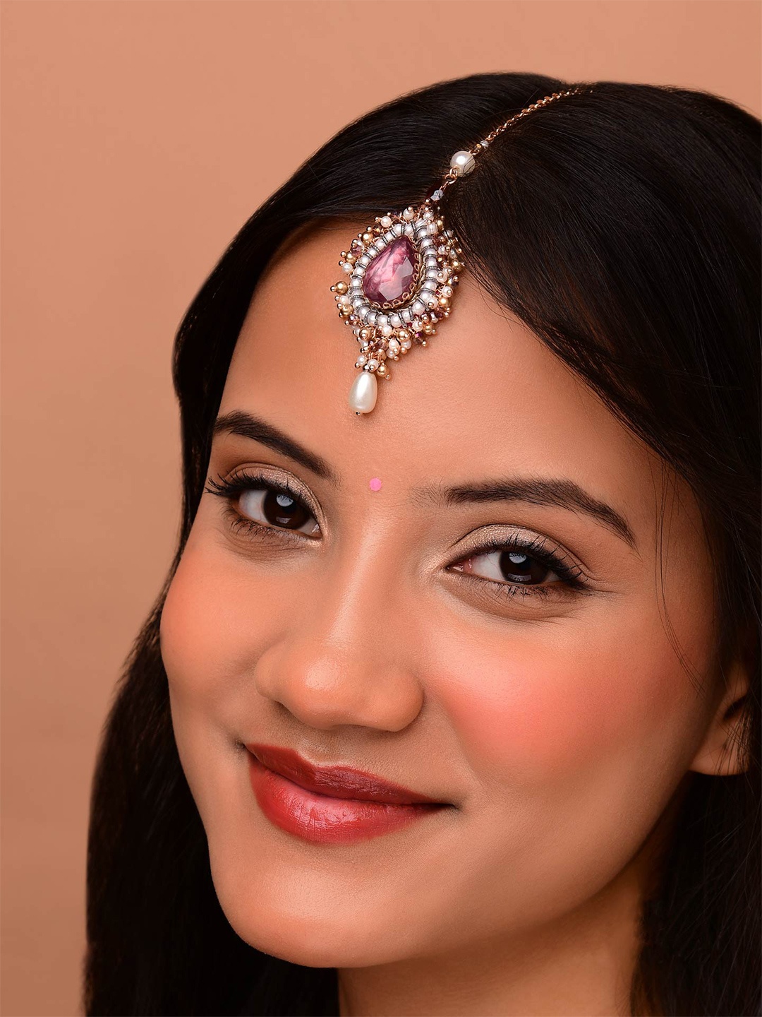 

EVERSTYLISH Sanjoya Beads, Pearl & Stone Embroidered Maangtika, Gold