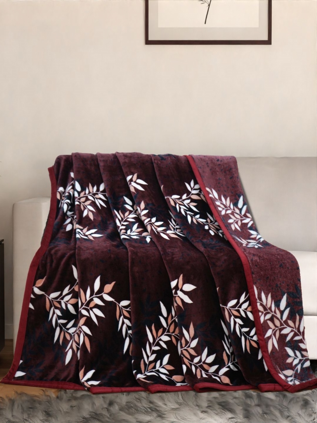 

Florida Hazel Burgundy & White Floral Fleece 300 GSM Double Bed Blanket